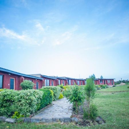 Endeem Mara Resort Ololaimutiek Exterior foto